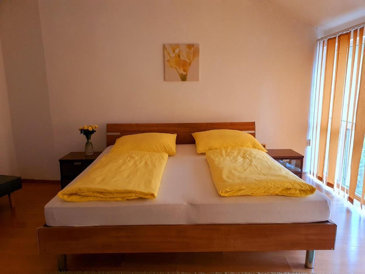 Apartman U Slunecnice Husinetz Екстериор снимка